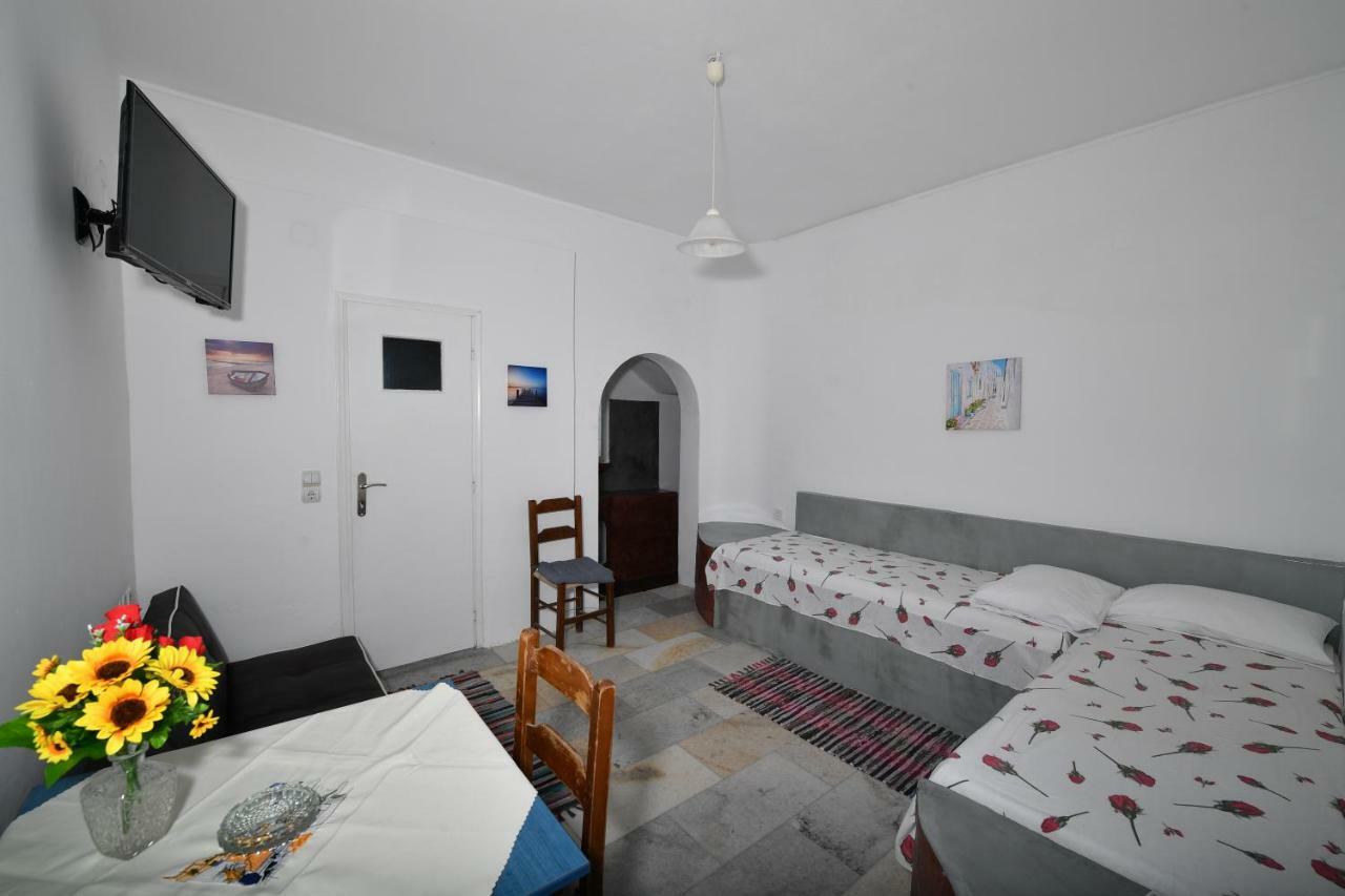Santo Margarita Apartment เอีย ภายนอก รูปภาพ